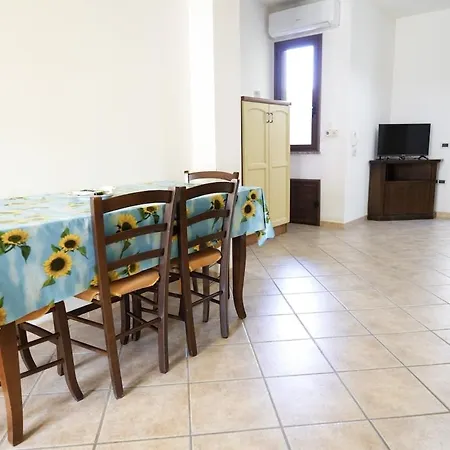 Apartment Perfetto Per 4 Persone A La Caletta